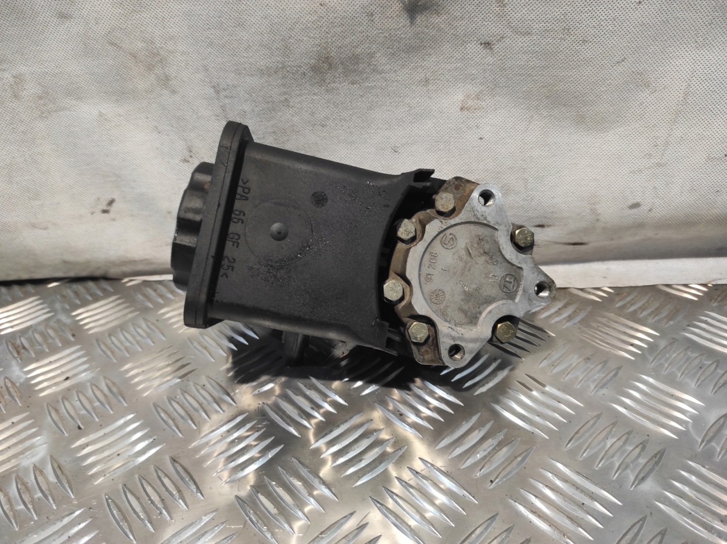 Pompa servosterzo serbatoio LIQUIDO BMW E46 2.0 D 136 KM ZF 7691900513