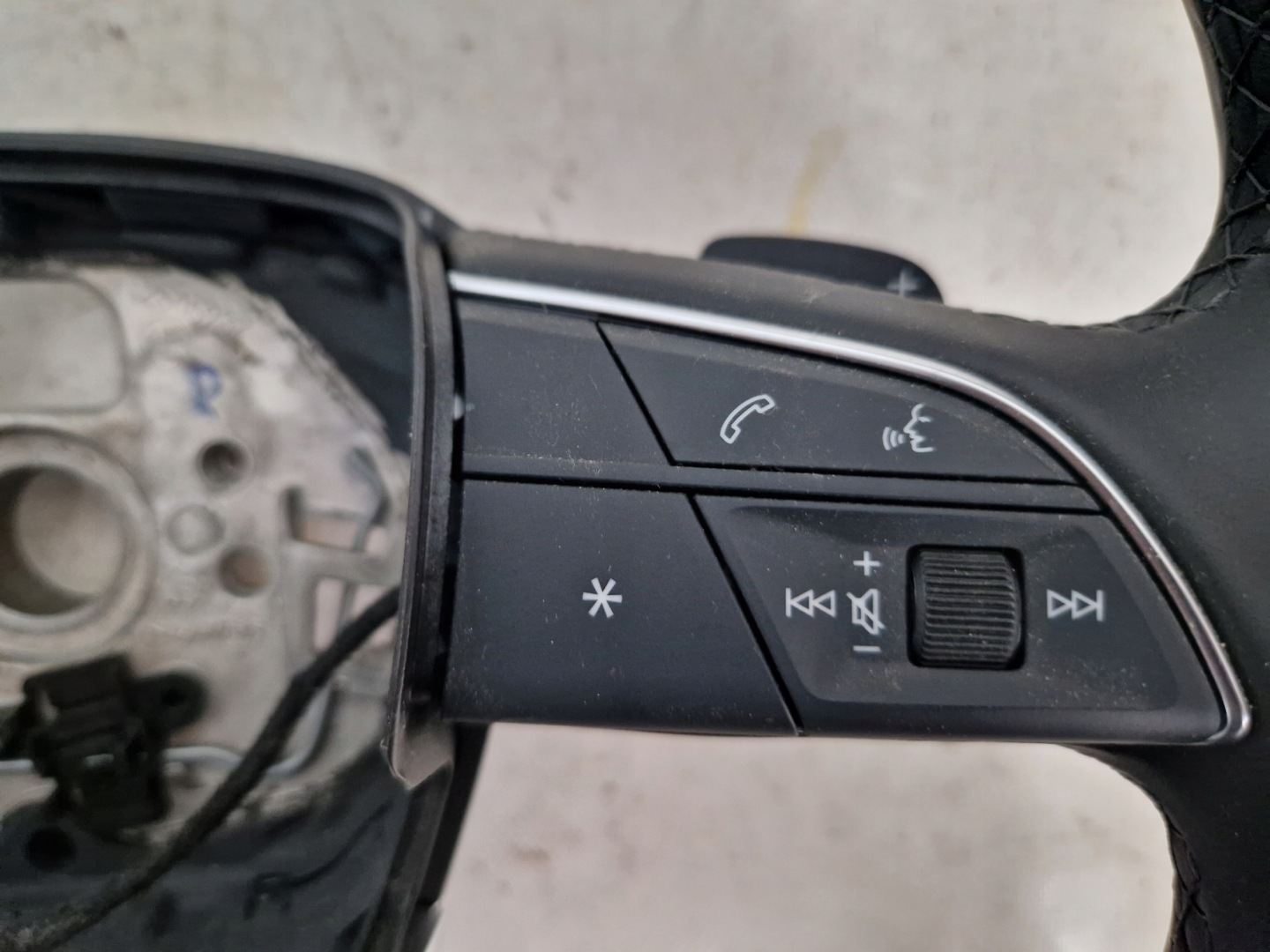 AUDI Q5 LIFT steering wheel, 80A419091CB original leather DSG