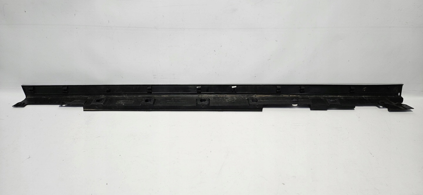 moulding threshold left TOYOTA HIGHLANDER IV 19- ORG
