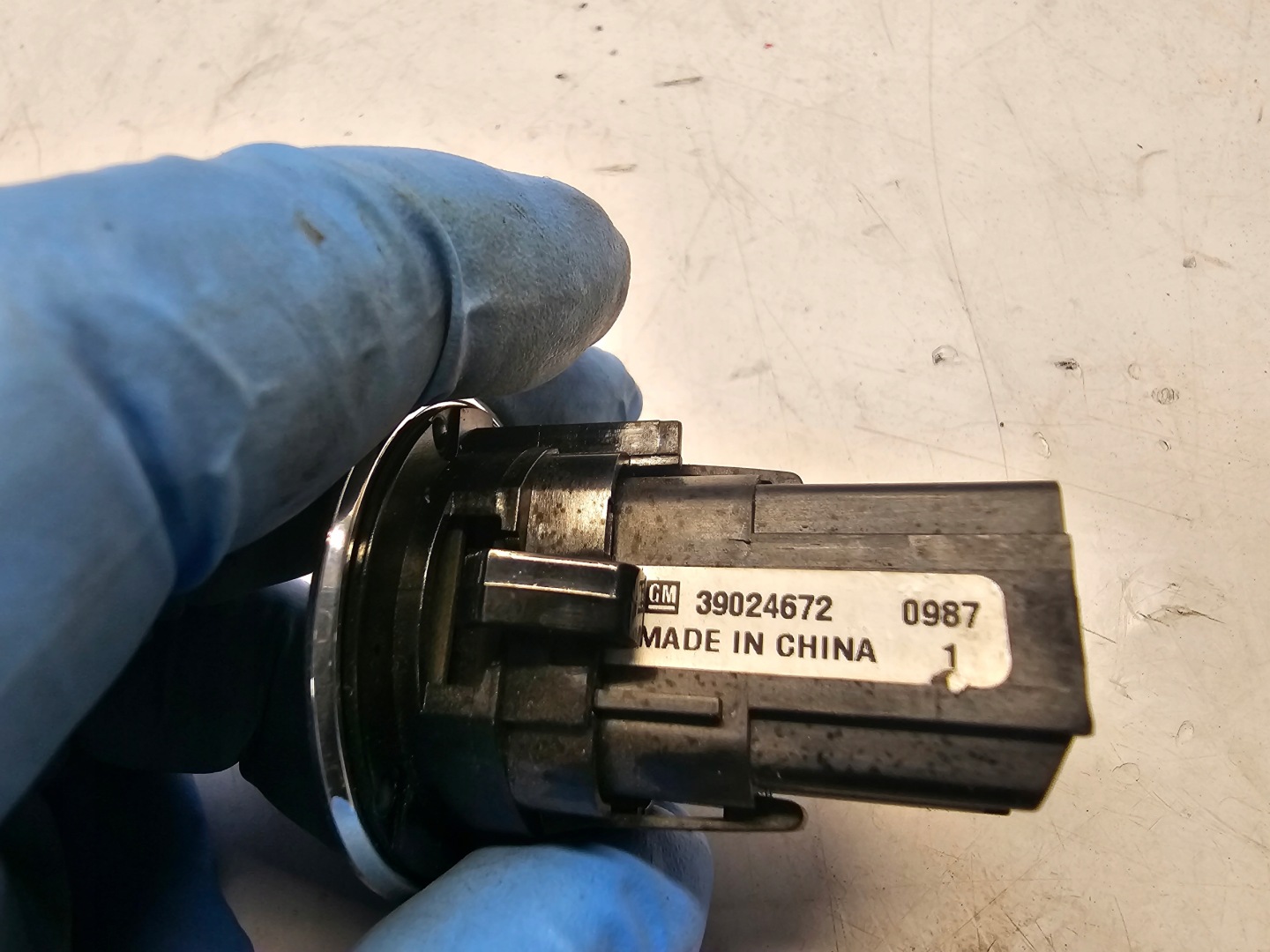 OPEL ASTRA K 5 V button switch ZAPLON START STOP KEYLESS 39024672