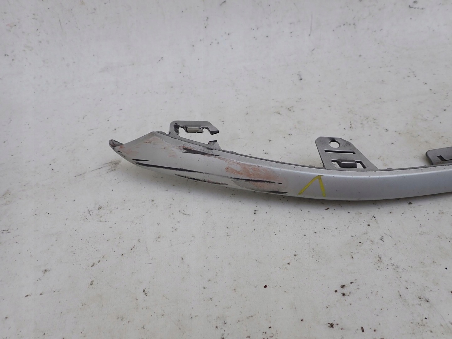 AUDI A3 IV 4 8Y S-LINE 20-> cap moulding of a bumper front