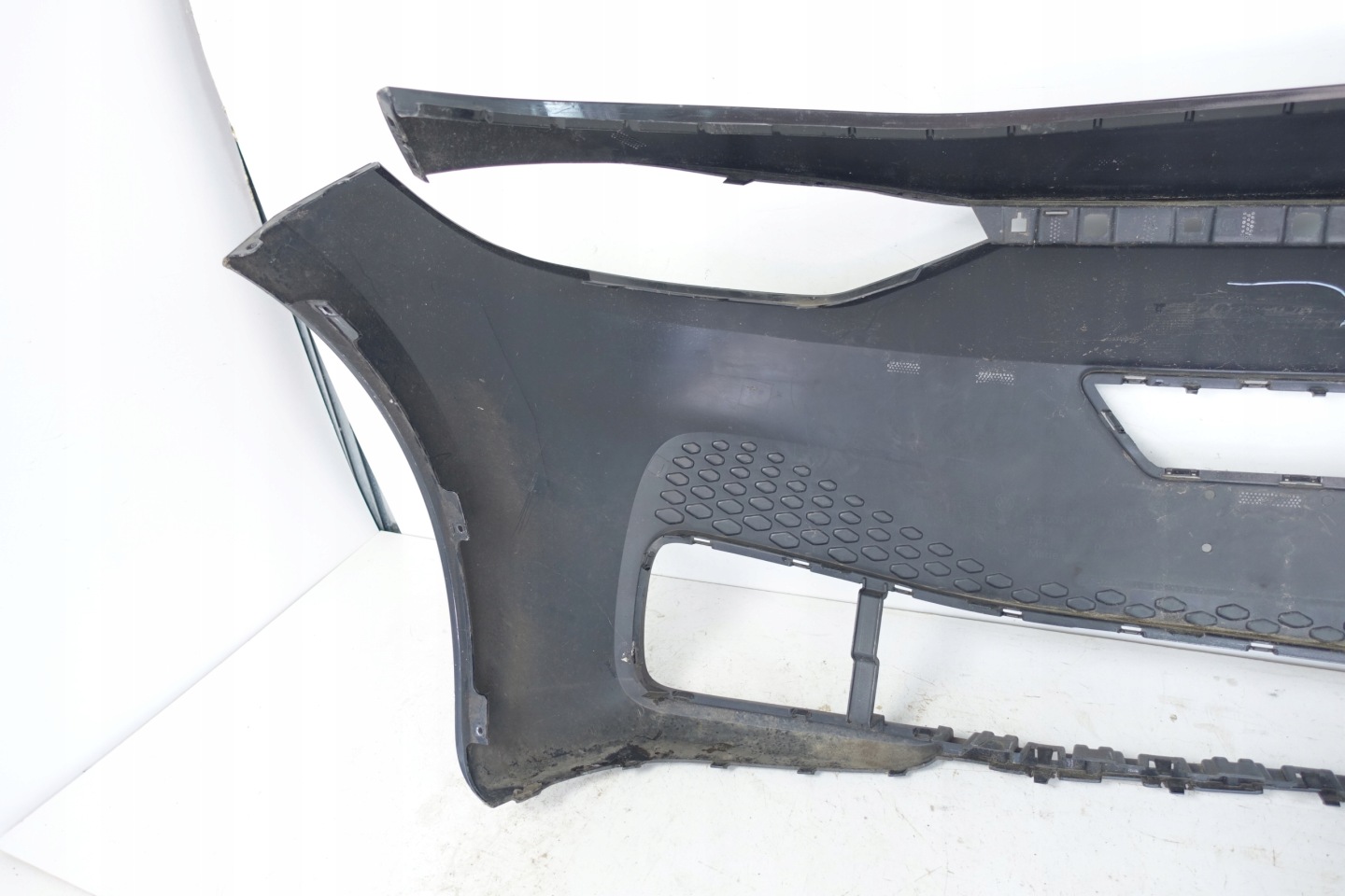 VW VOLKSWAGEN ID3 ID.3 10A807221 bumper front front