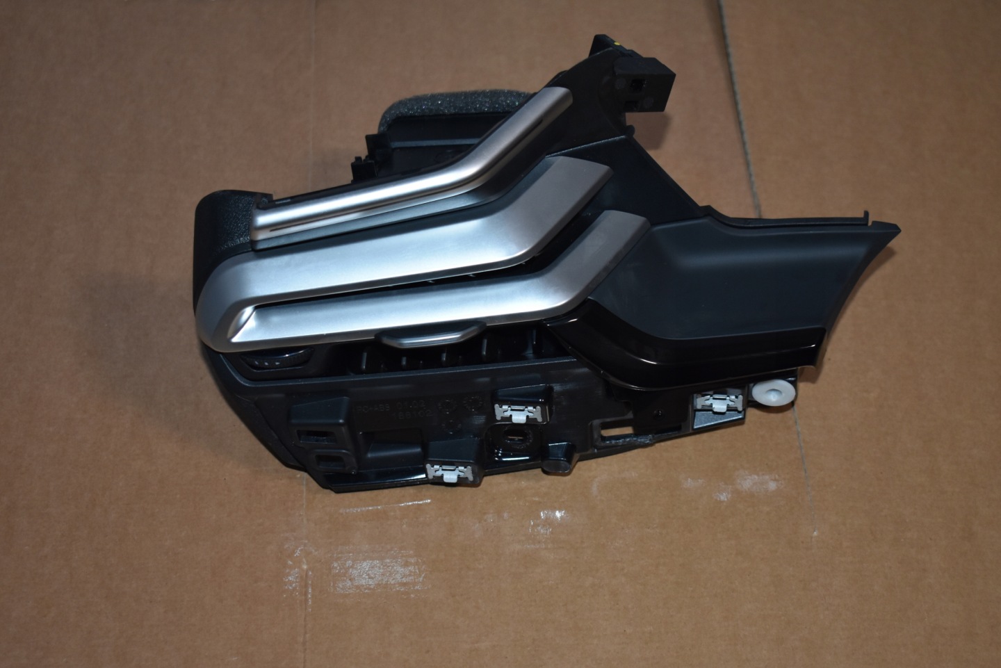 IDEALNA Bouche aération tableau bord Console Gauche AUDI A5 B10 1