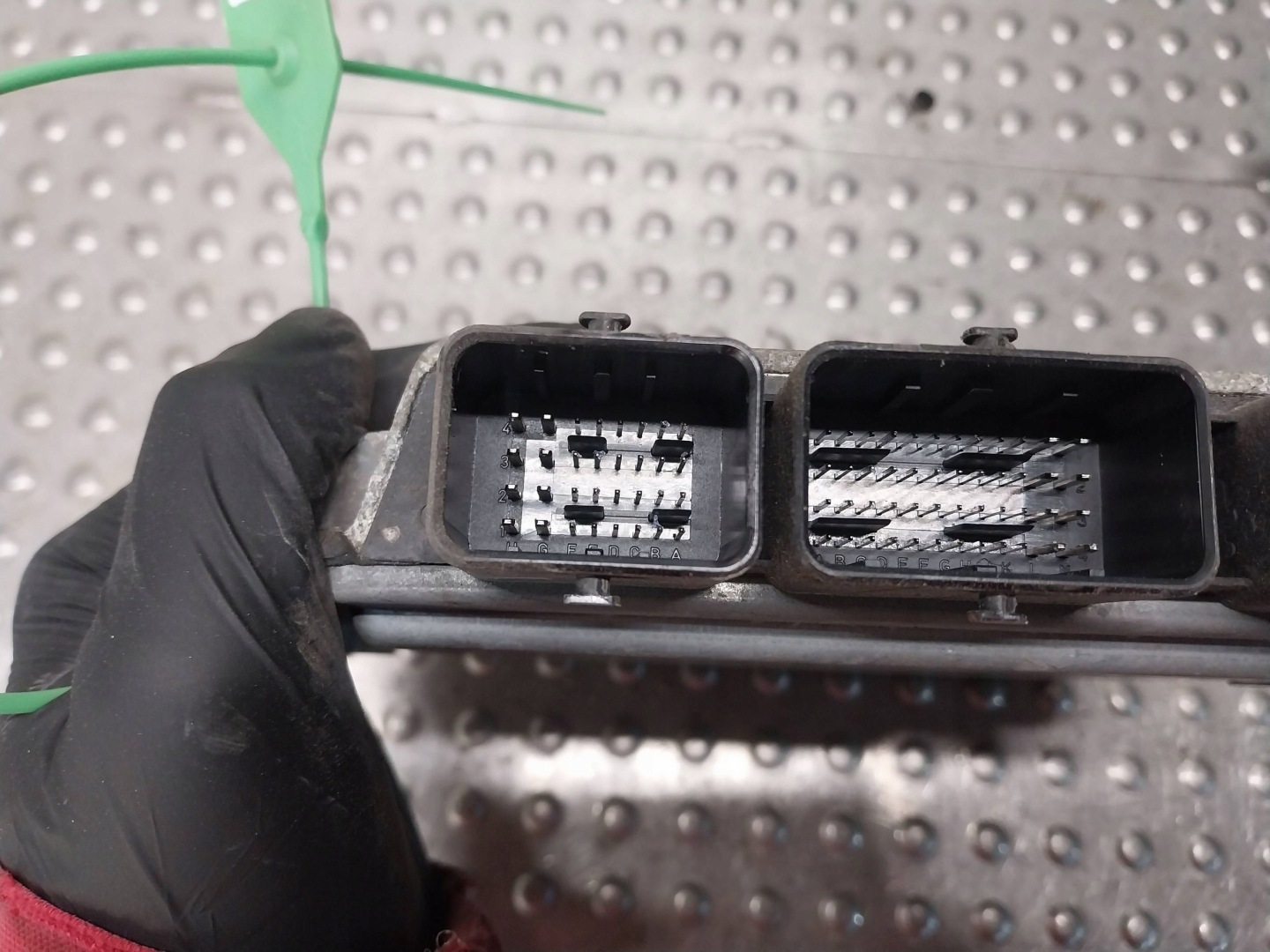 computer control unit of the engine 7S61-12A650-FA FORD FUSION 1.4 TDCI