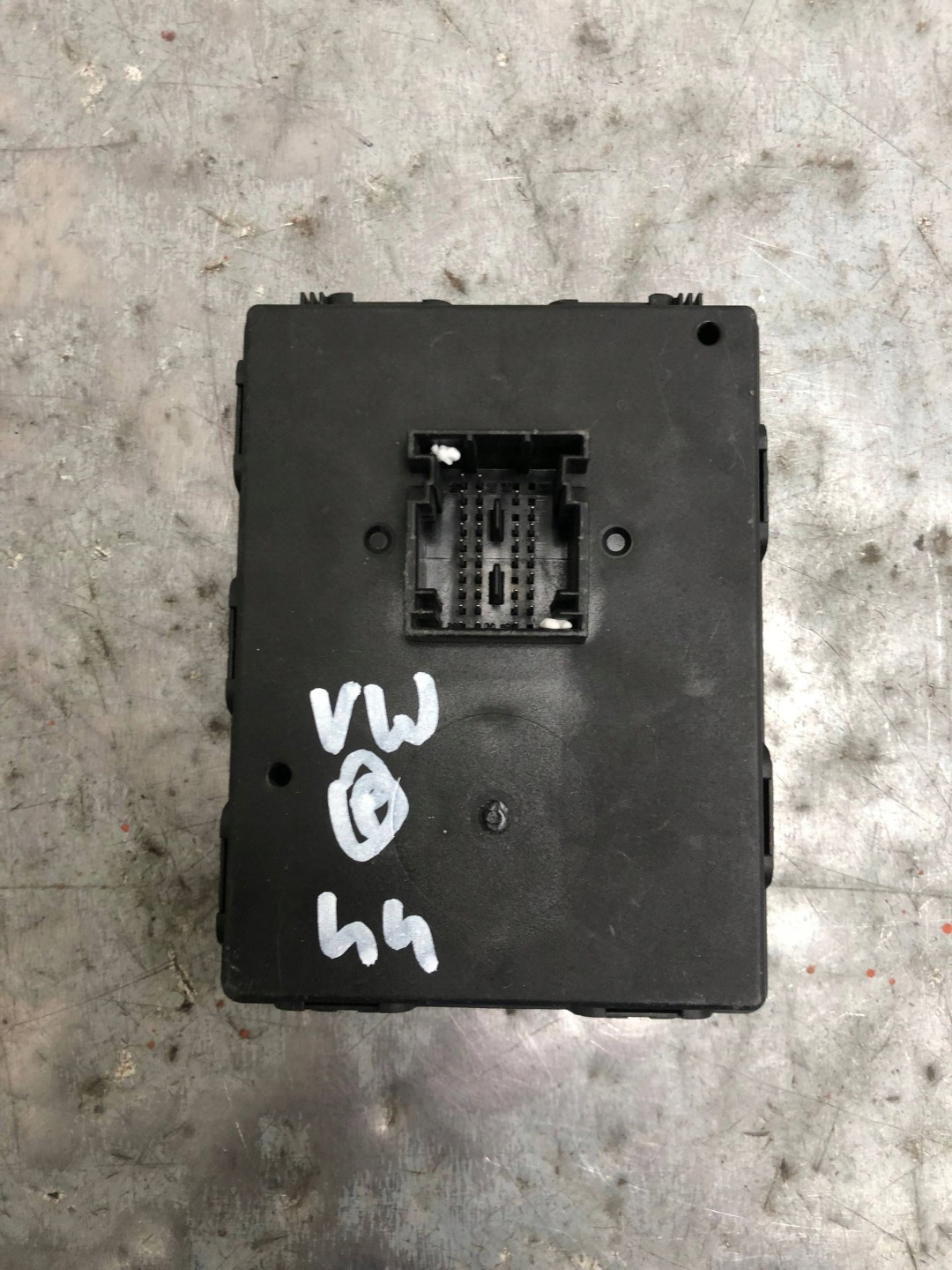 module control unit KESSY KEYLESS VW SKODA AUDI 3Q0959435N