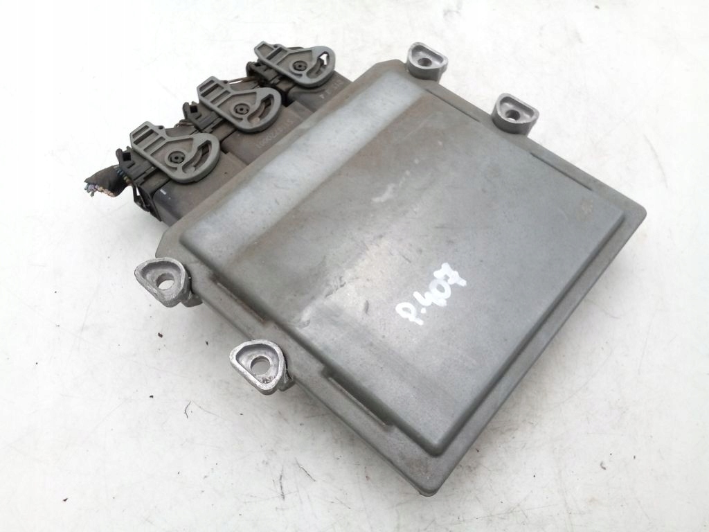 Peugeot 407 computer control unit of the engine SW9656171280