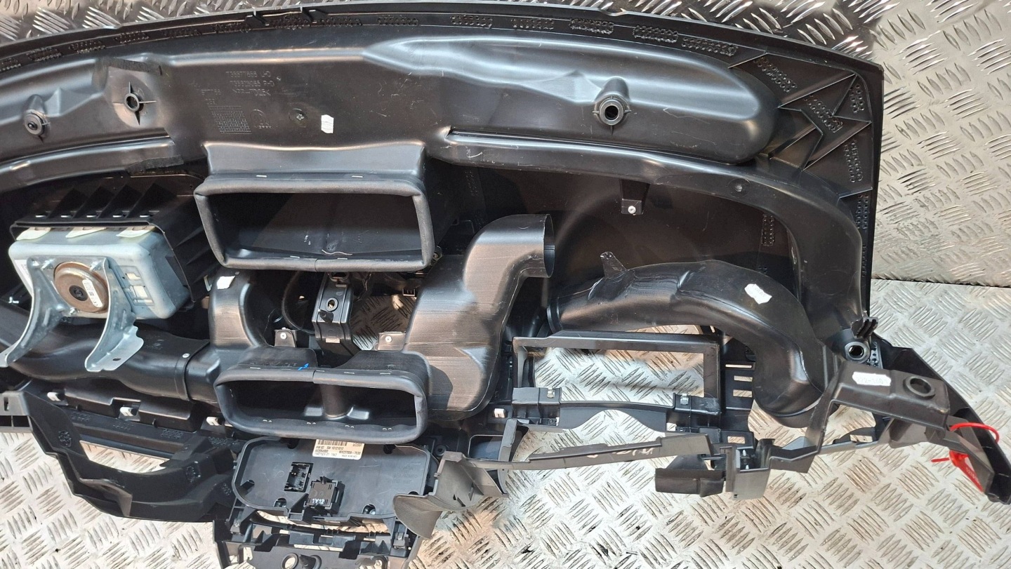 dashboard instrument panel airbags FIAT 500 LIFT 2015