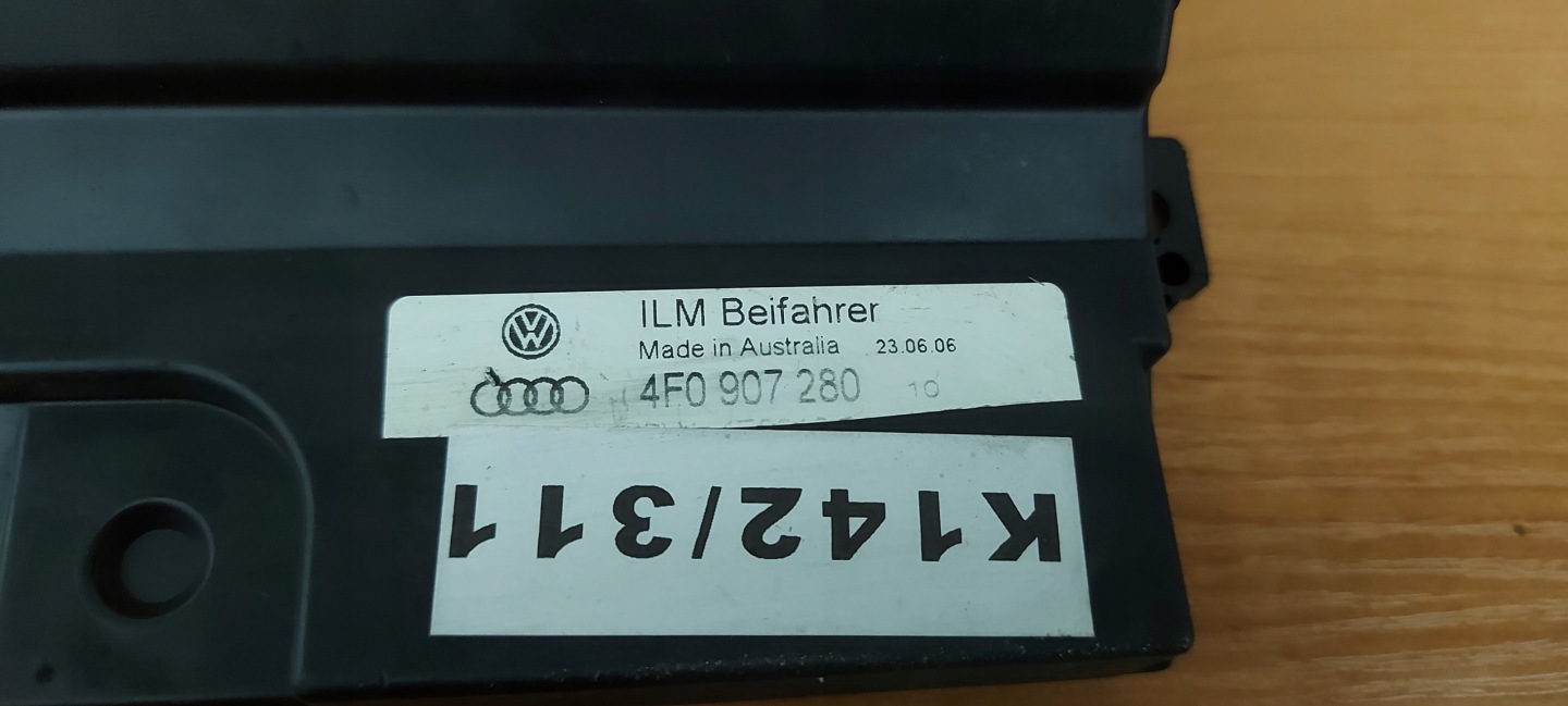 AUDI A6 C6 4F module MOCY ZASILANIA ILM control unit