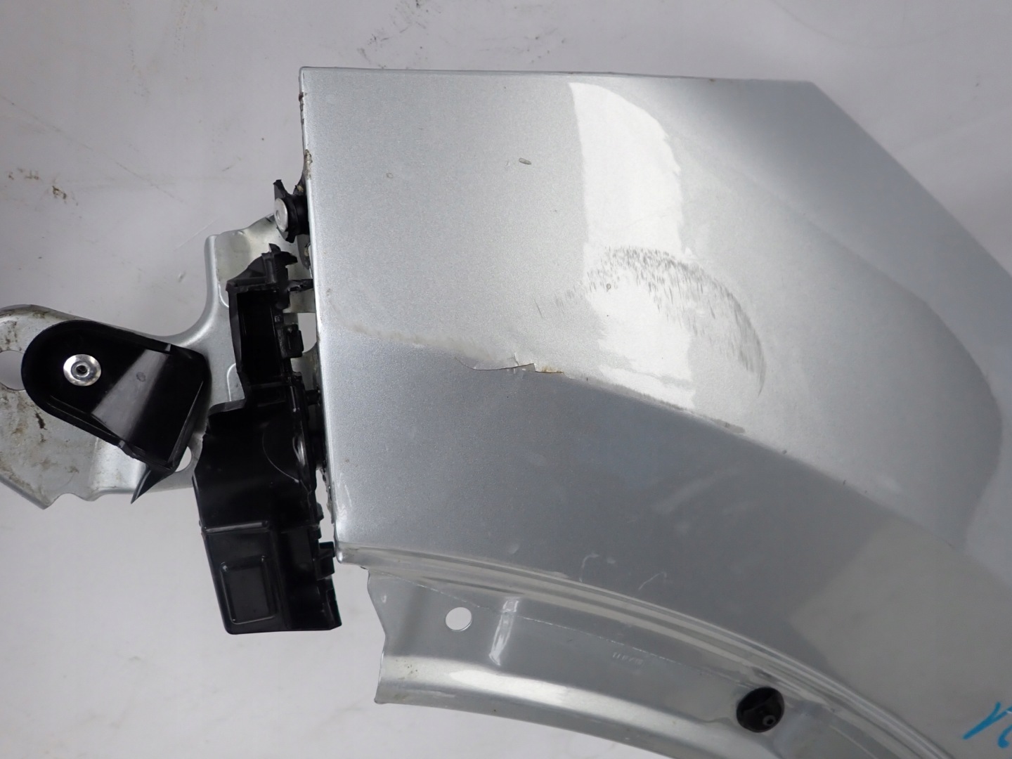 RENAULT CAPTUR II 2 19-> fender front front left
