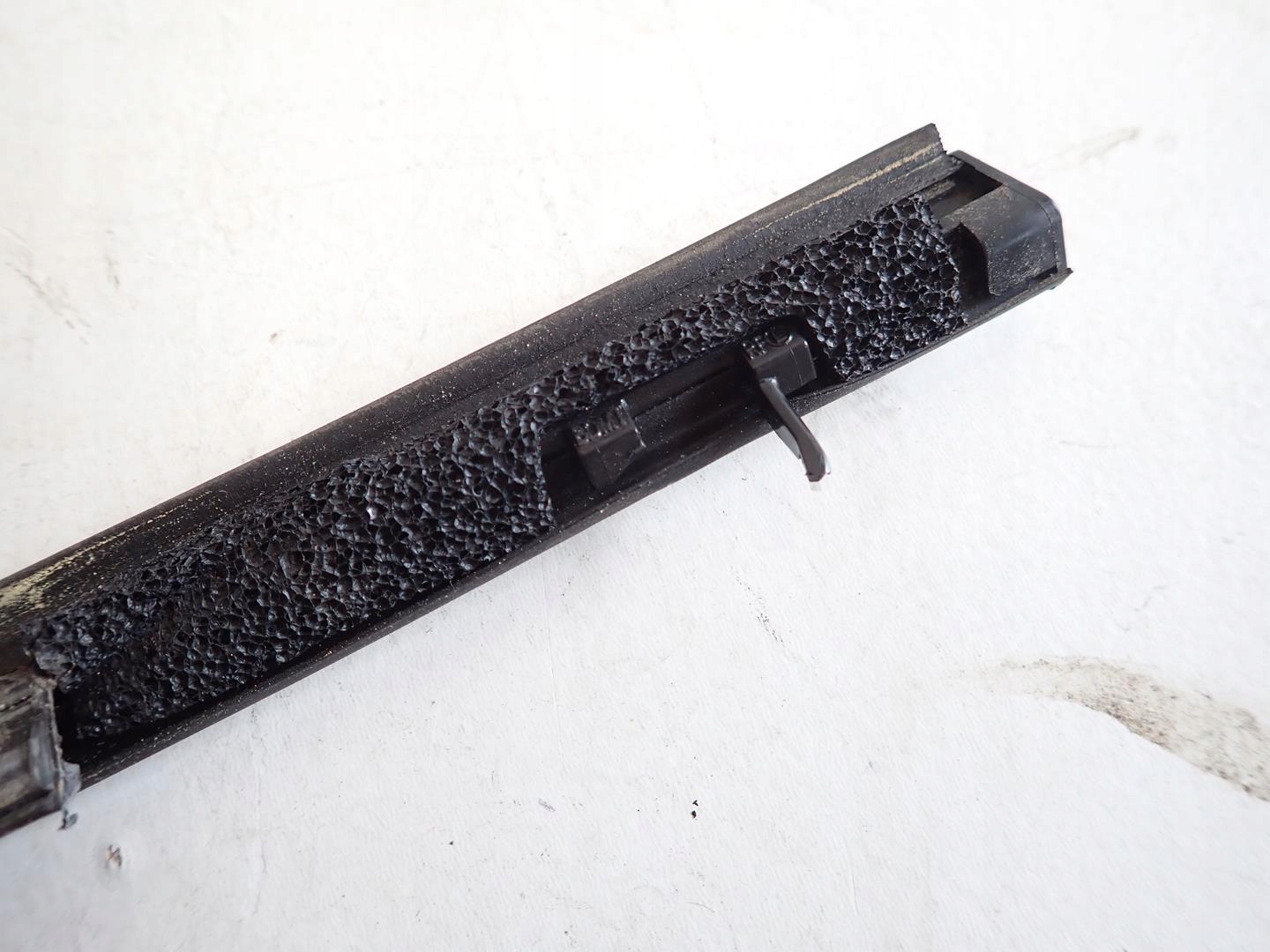 moulding dust front rear part left right MAZDA 3 BP 2019- HB