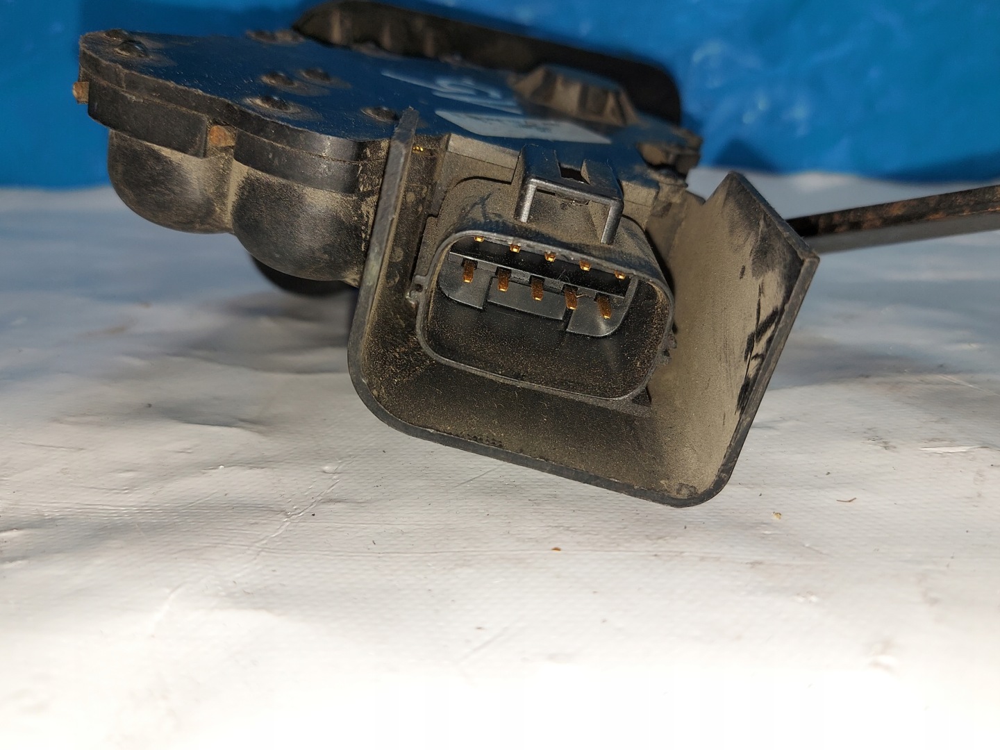 accelerator pedal FORD TRANSIT 2.0 TDDI YC159F836BD