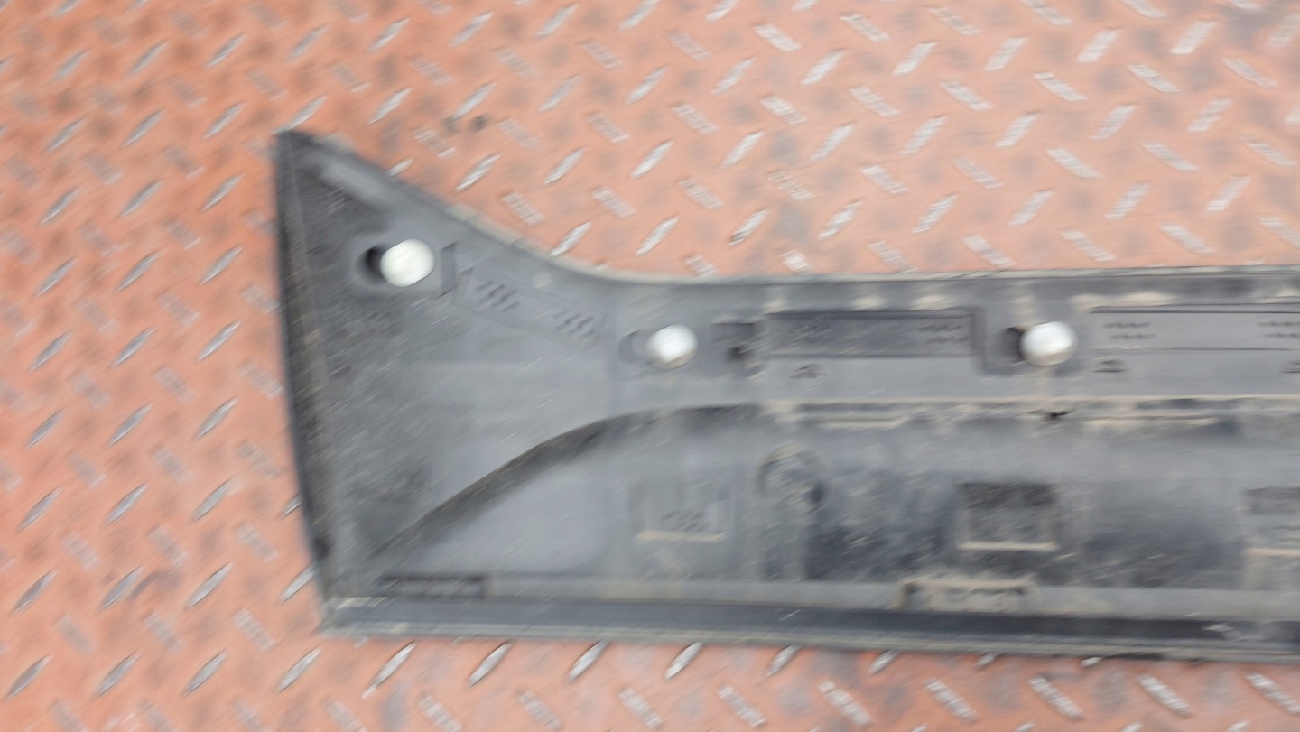 moulding door right front VOLVO XC40 II 17