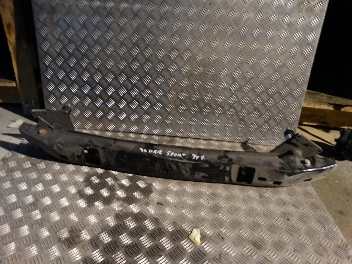 IDEALNA bumper support rear rear part BENTLEY GT GTC 1