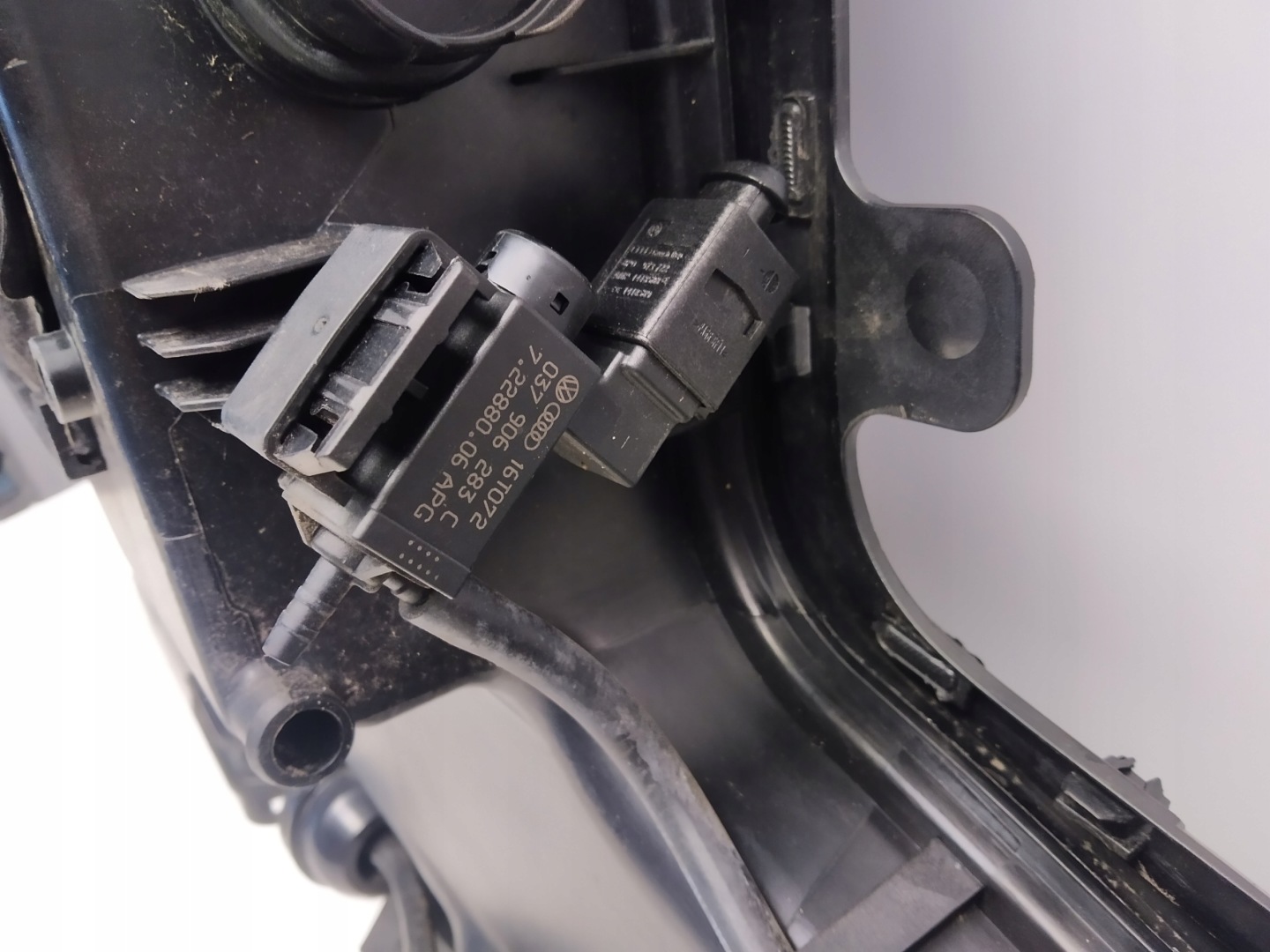 Audi Q7 II 3. Abdeckung Deckel DES MOTORS Gehäuse filter luft 4M0133837 4m