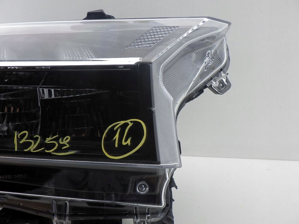 SUZUKI SX4 S CROSS 2 II 2022- FULL LED light front right