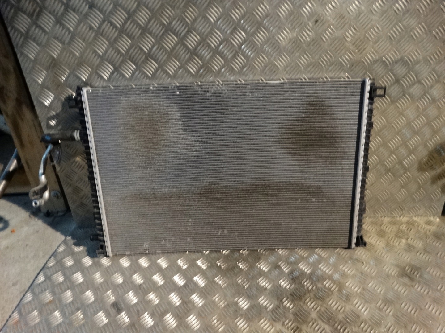 IDEALNA water cooler AUDI A6 A7 C8 4K 1