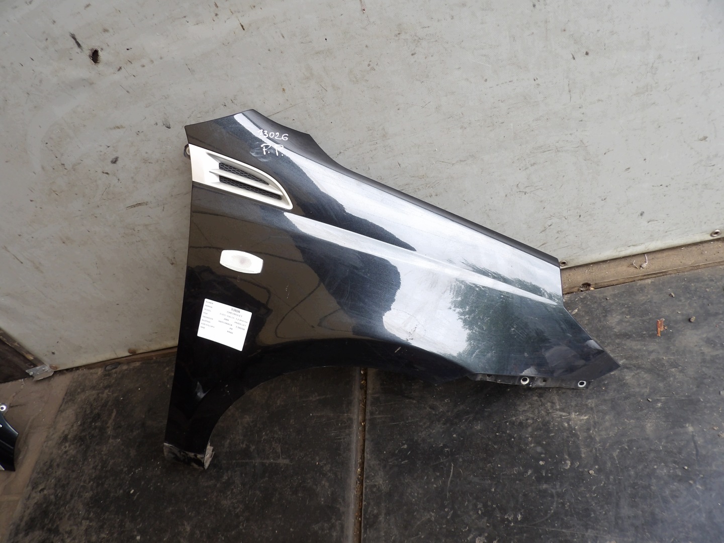 Chevrolet Aveo II T250 fender front right