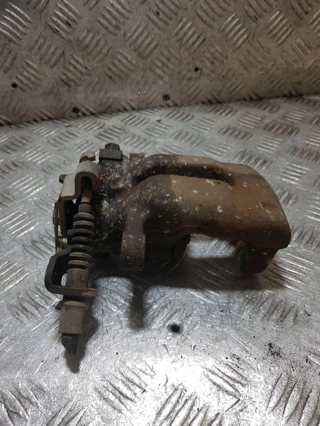 caliper brake right rear part rear OPEL ASTRA H