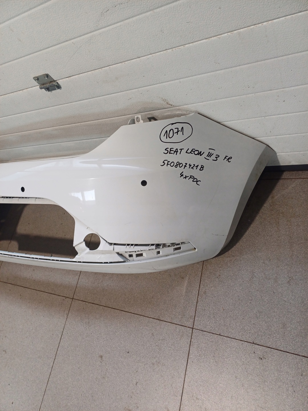 bumper rear part rear SEAT LEON 3 III FR 5F0807421B 4 X PDC HB