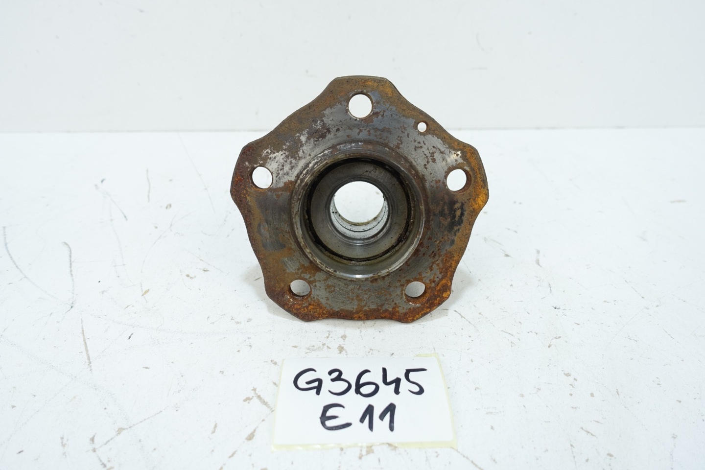 AUDI A4 B9 A5 čepu LOZYSKO kola předek 8W0407613