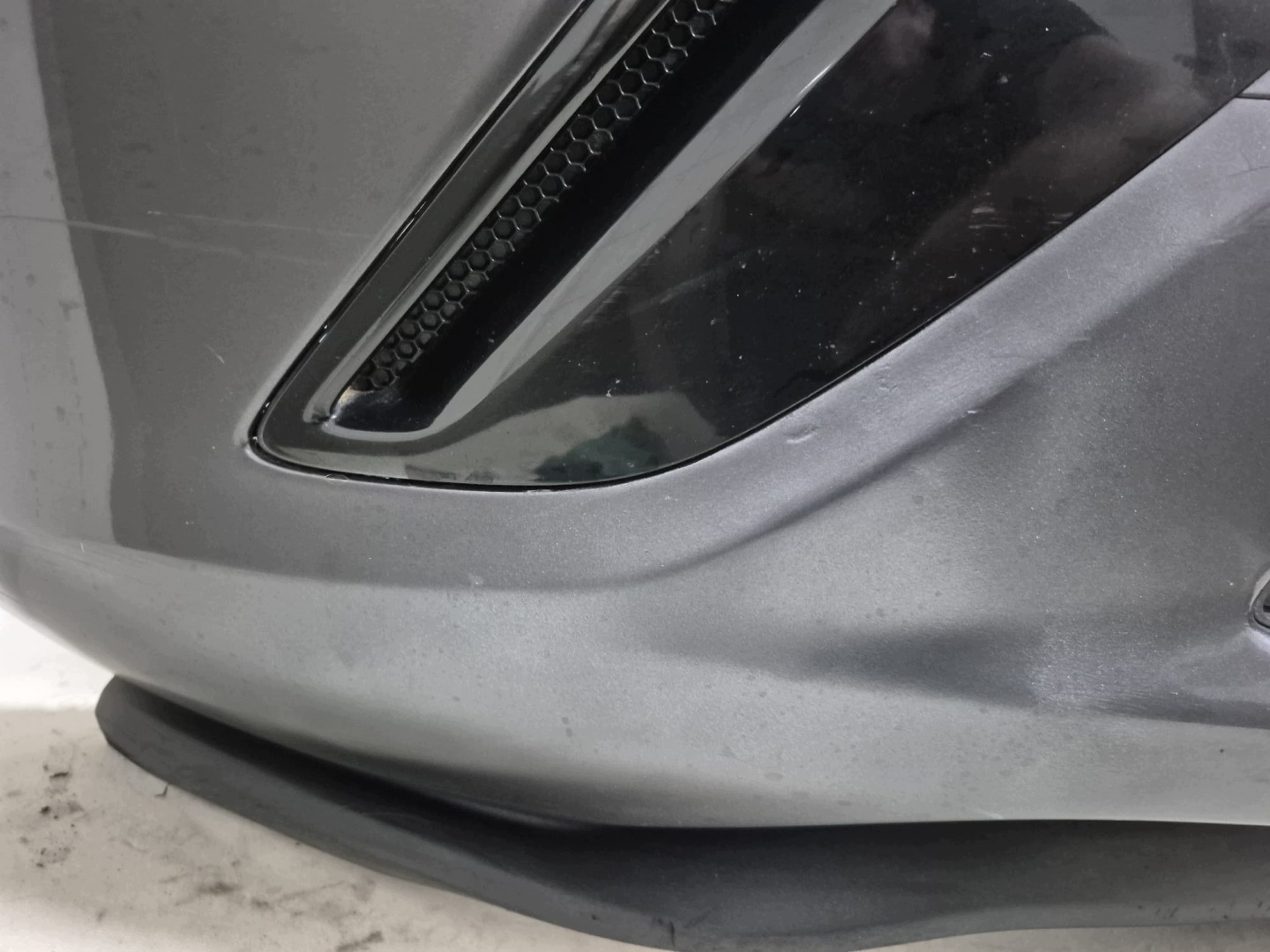 OPEL ZAFIRA C 12- bumper front front SPR 13300485 LAK.TAGR