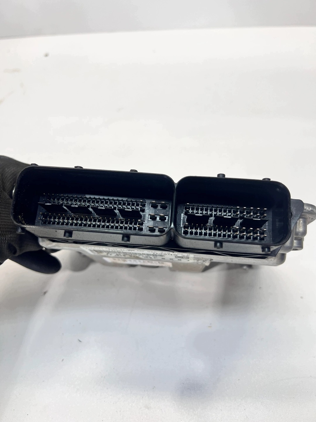 computer control unit of the engine AUDI A4 A5 03L906018JJ 03L906018JL