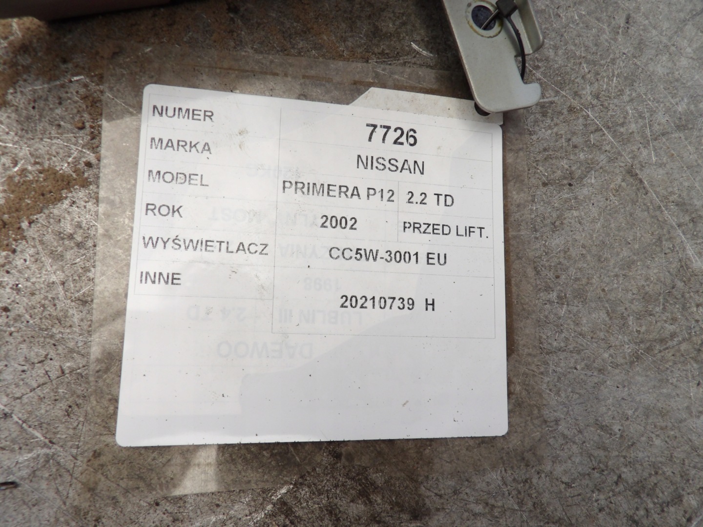 Nissan Primera P12 display