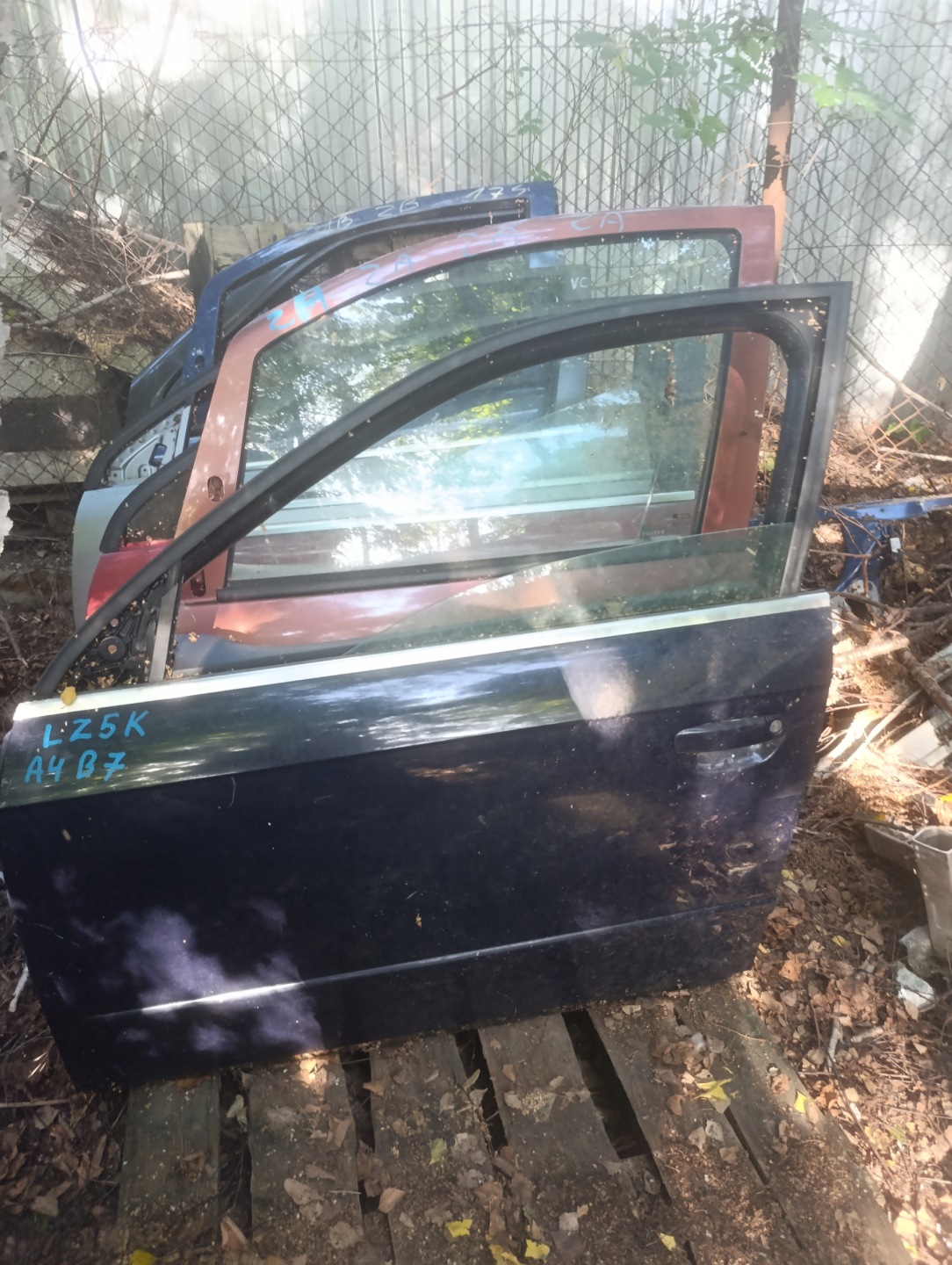 door left front left front Audi A4 b7 lz5k