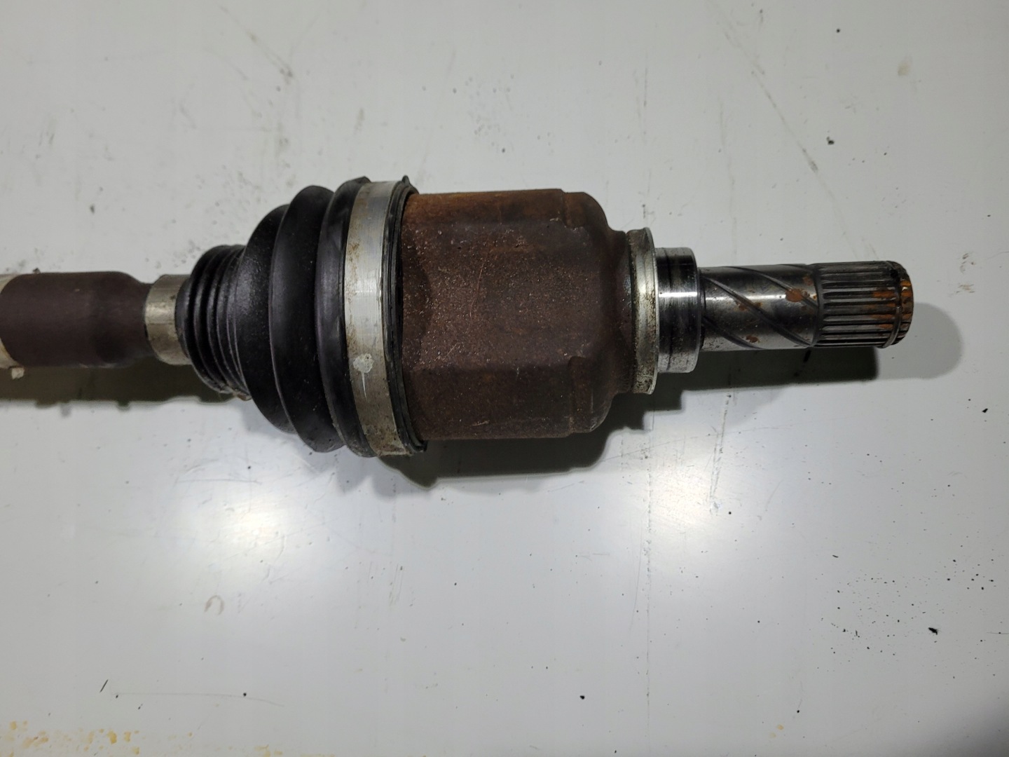 semi-axis left short. RENAULT MEGANE IV 4 1.2