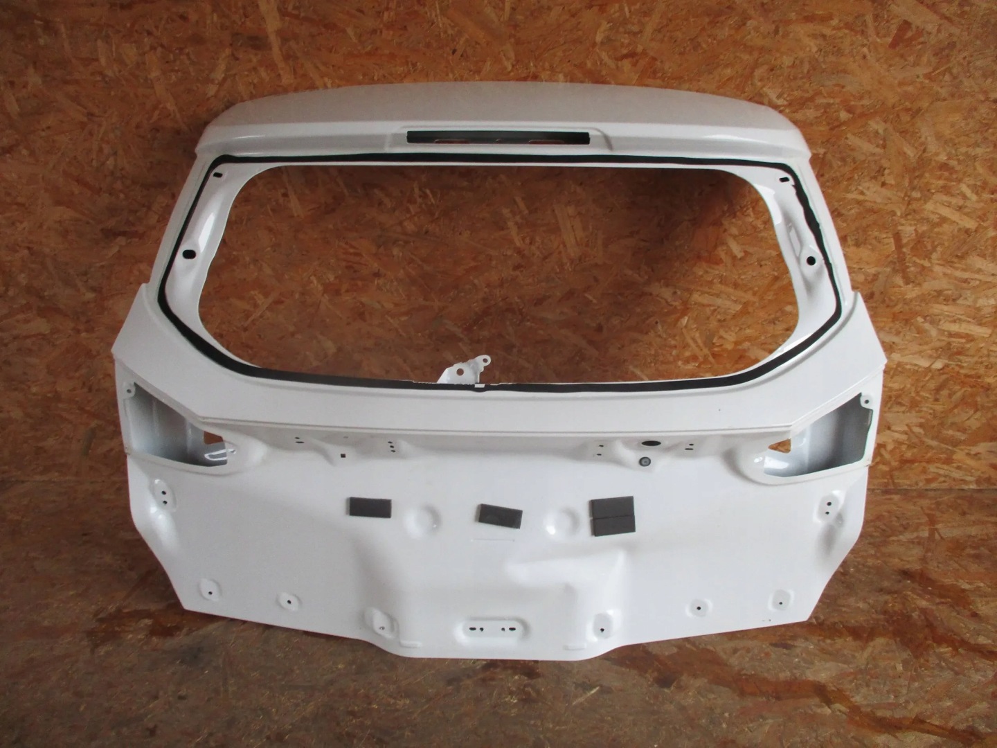 boot door rear FORD FOCUS MK3 KOMBI