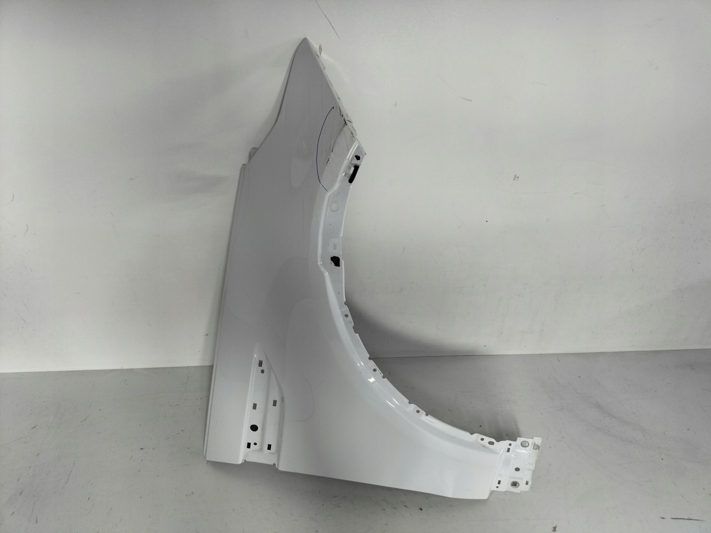 fender front right LAND ROVER DISCOVERY V 16