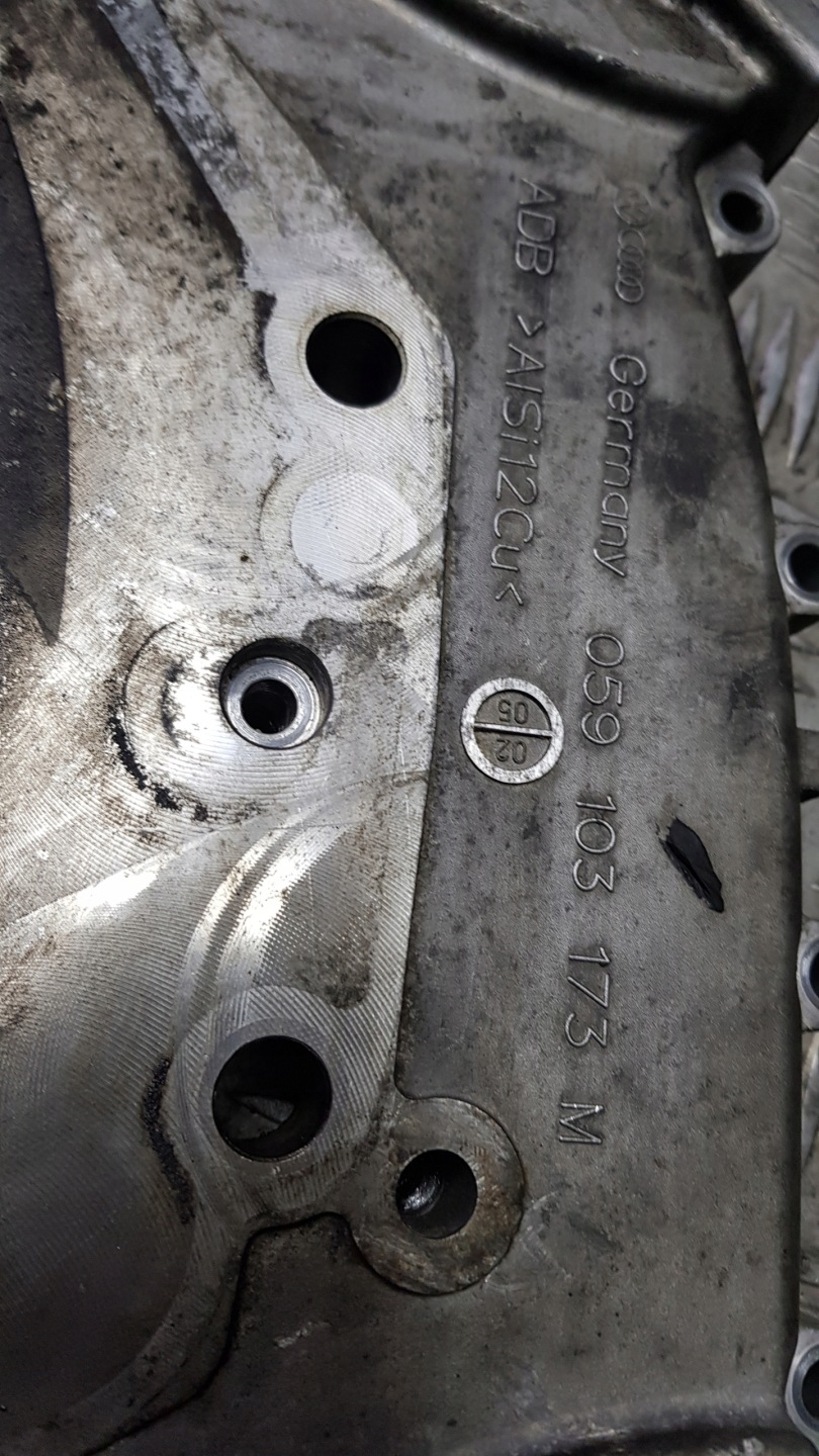 AUDI A8 D3 3.0 TDI kryt rozvodu 059103173m