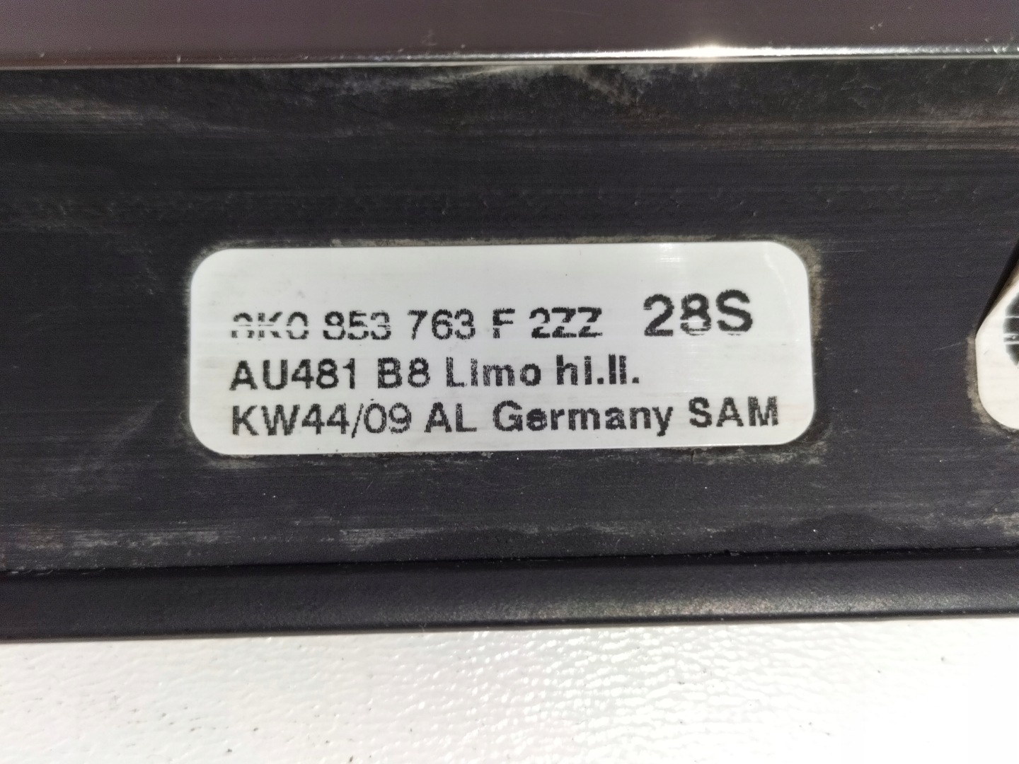moulding dust rear part left AUDI A4 B8 07-15 SDN