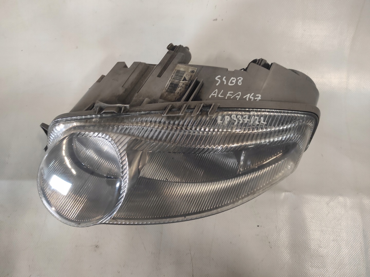 Alfa Romeo 147 light left front front