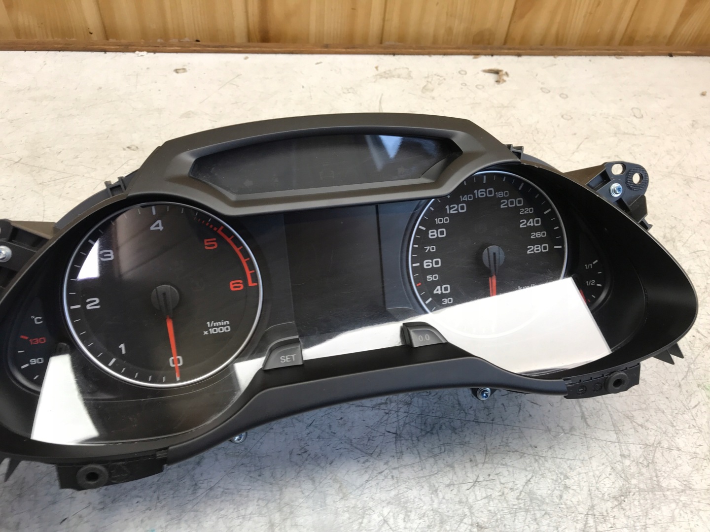 dials dials AUDI A4 B8 8K0920930C EUROPA