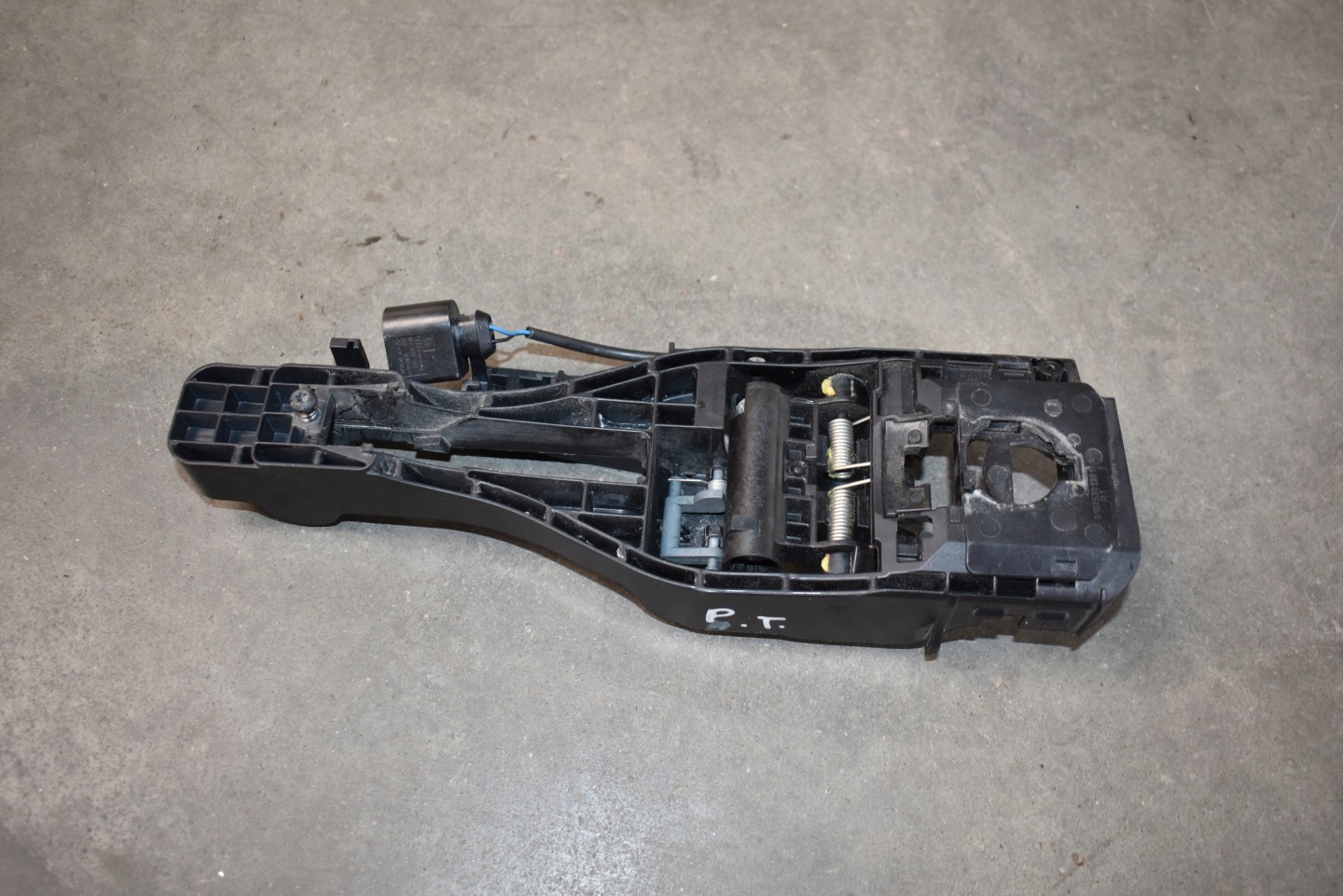 IDEALNA holder handles PORSCHE MACAN 1