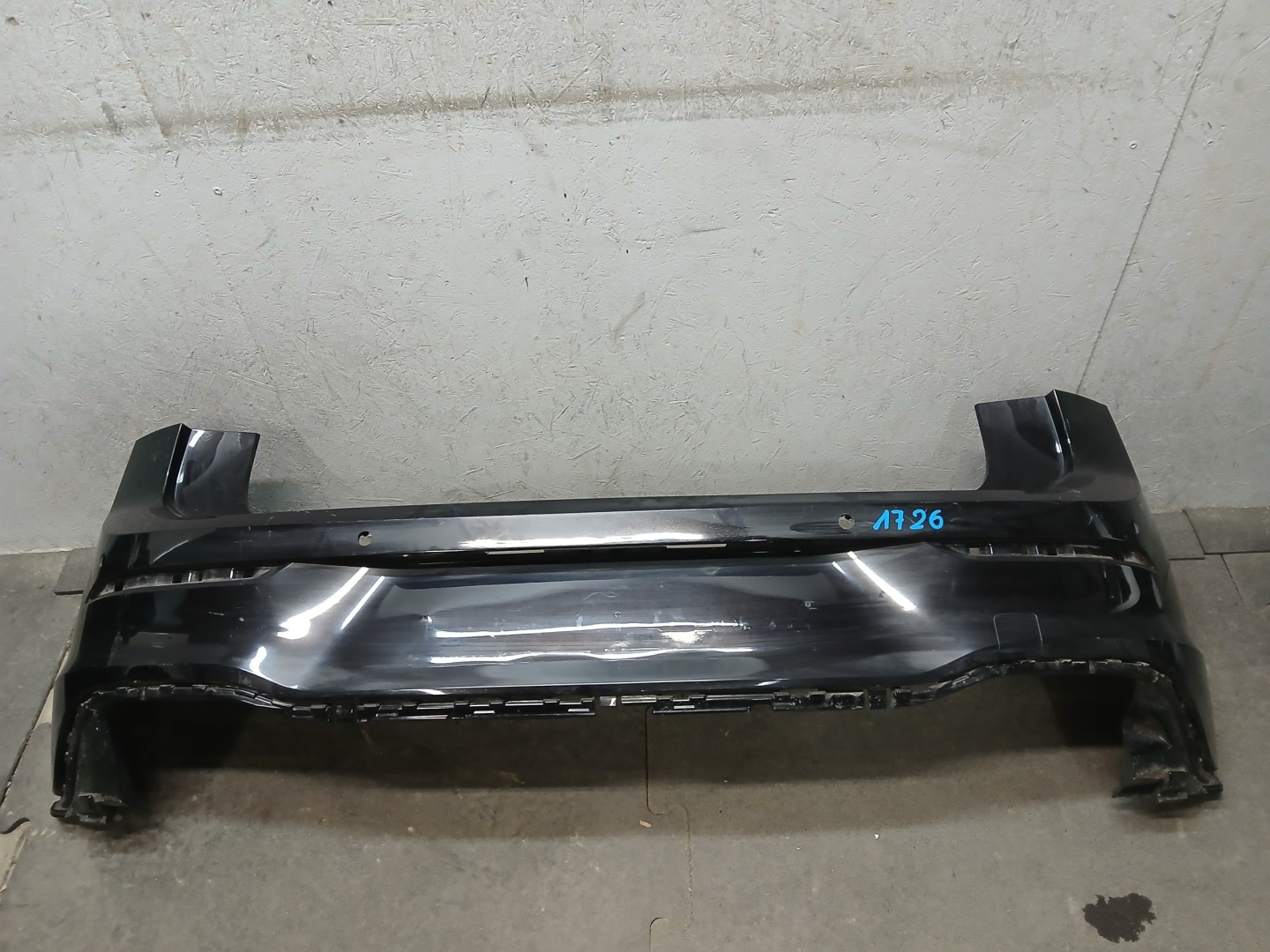 bumper rear part VW GOLF VIII 8 HB R LINE 5H0