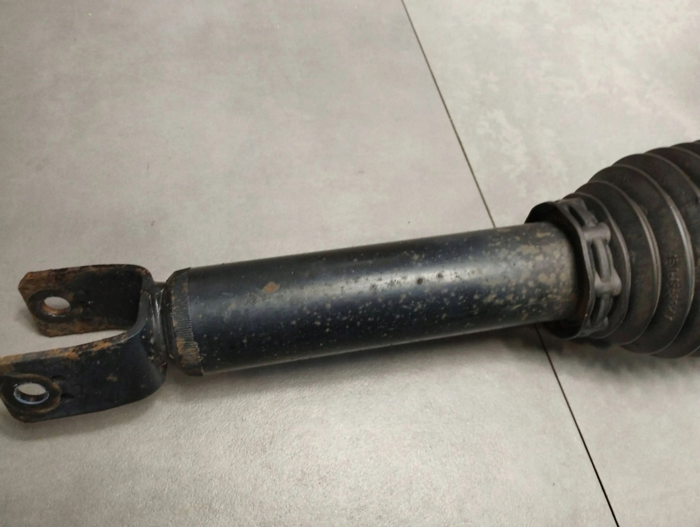 Volkswagen Phaeton shock absorber left rear part rear 3D0616001N