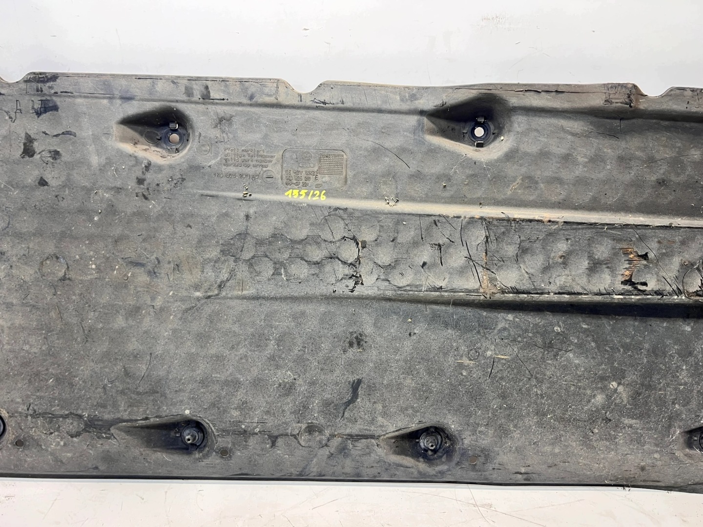 cover chassis left AUDI A3 8P 1K0825211E 155/26