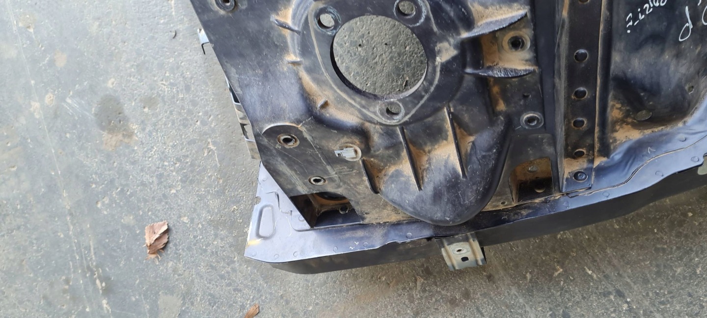 Maserati Quattroporte VI quarter right right front quarter
