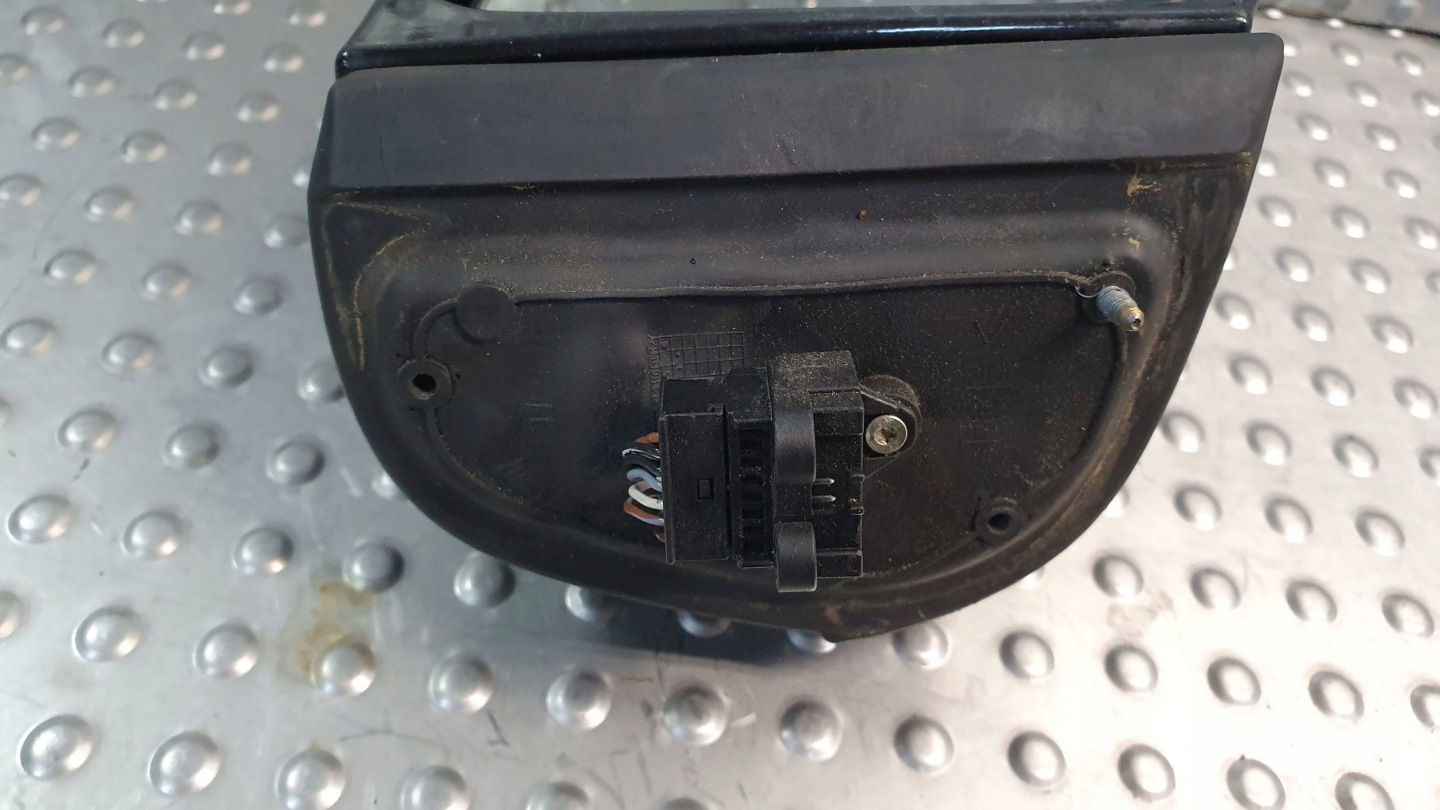 mirror right MERCEDES E-KLASA W210 7 PIN 95