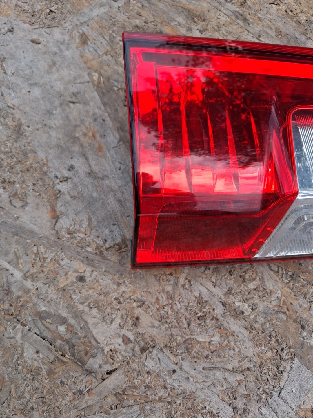 light left rear part rear RENAULT MASTER III 2VA010110
