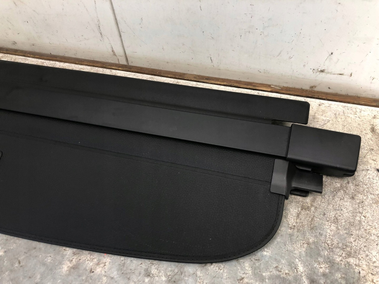 blinds boot VW GOLF VIII KOMBI 5H9867871F