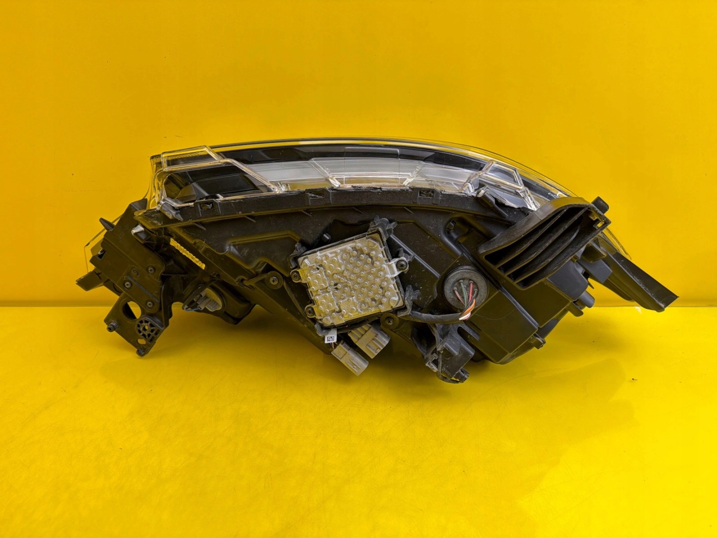 light left Mitsubishi Outlander III Lift 2018- Full Led 8301D3-31