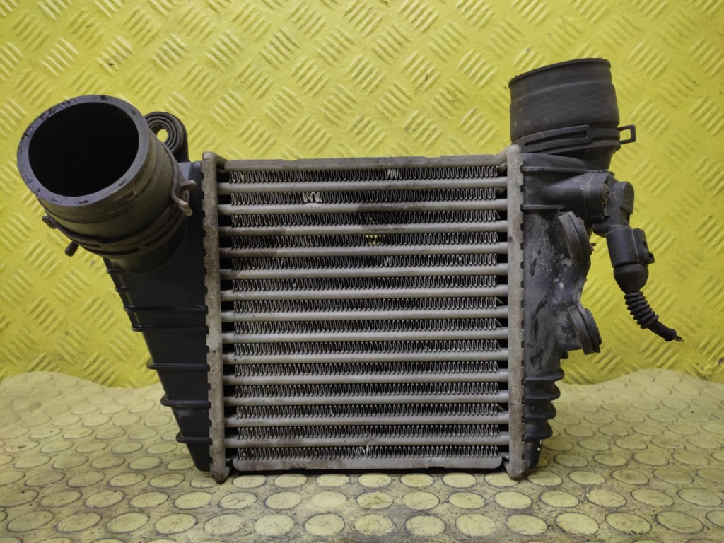 VW GOLF IV 1.9 TDI INTERCOOLER 1J0145803