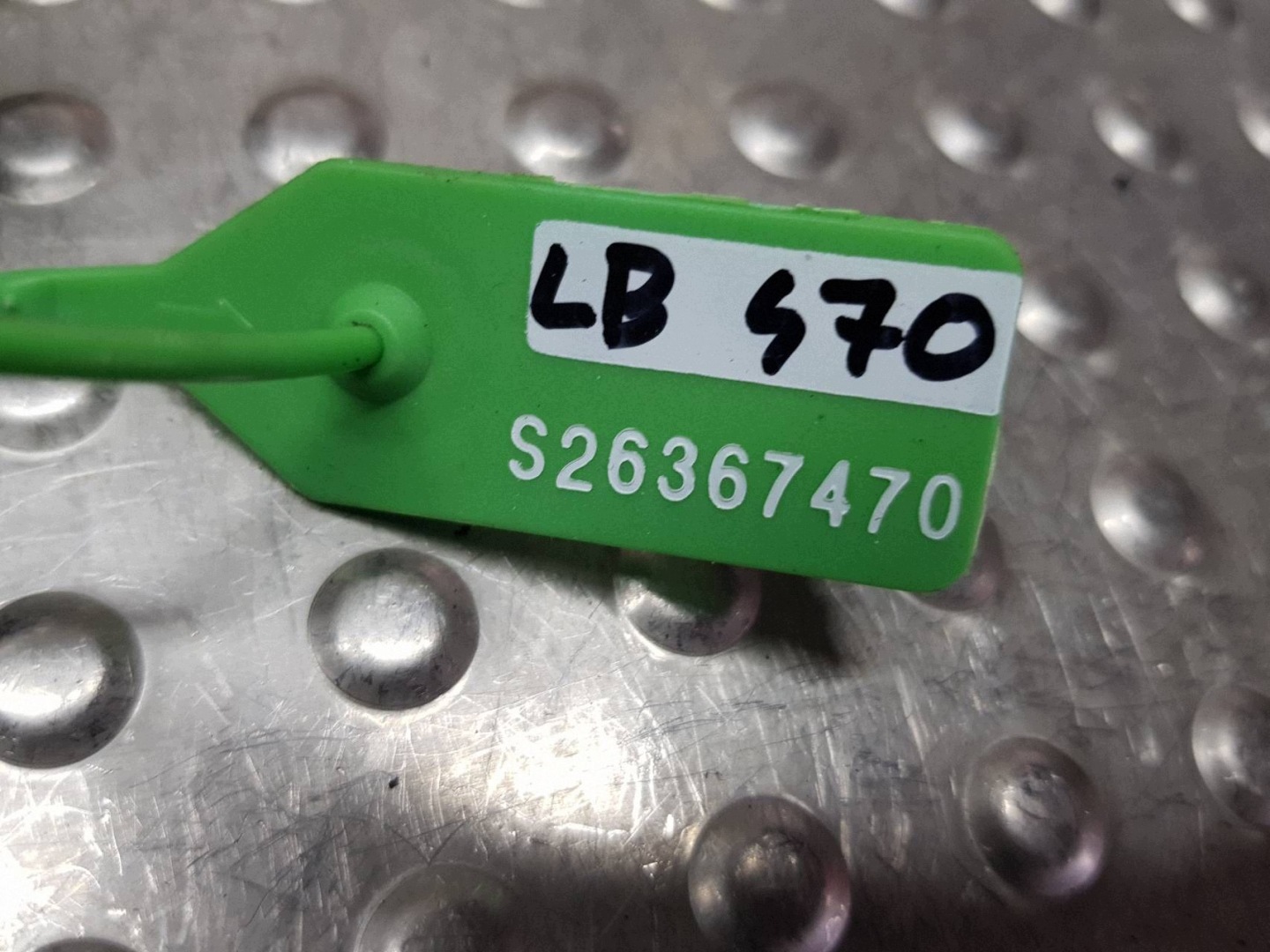 injection ramp sensors 7795514 BMW E60 E61 E65 E70 E87 E90 3.0 D M57N2