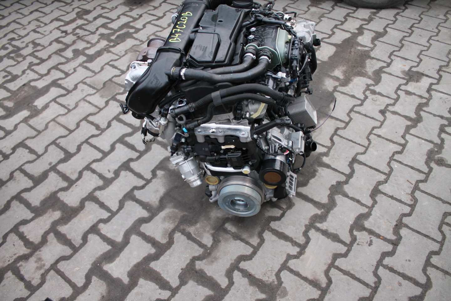 engine complete BMW B47C20B 30 TYSKM aluminium header pipe BITURBO