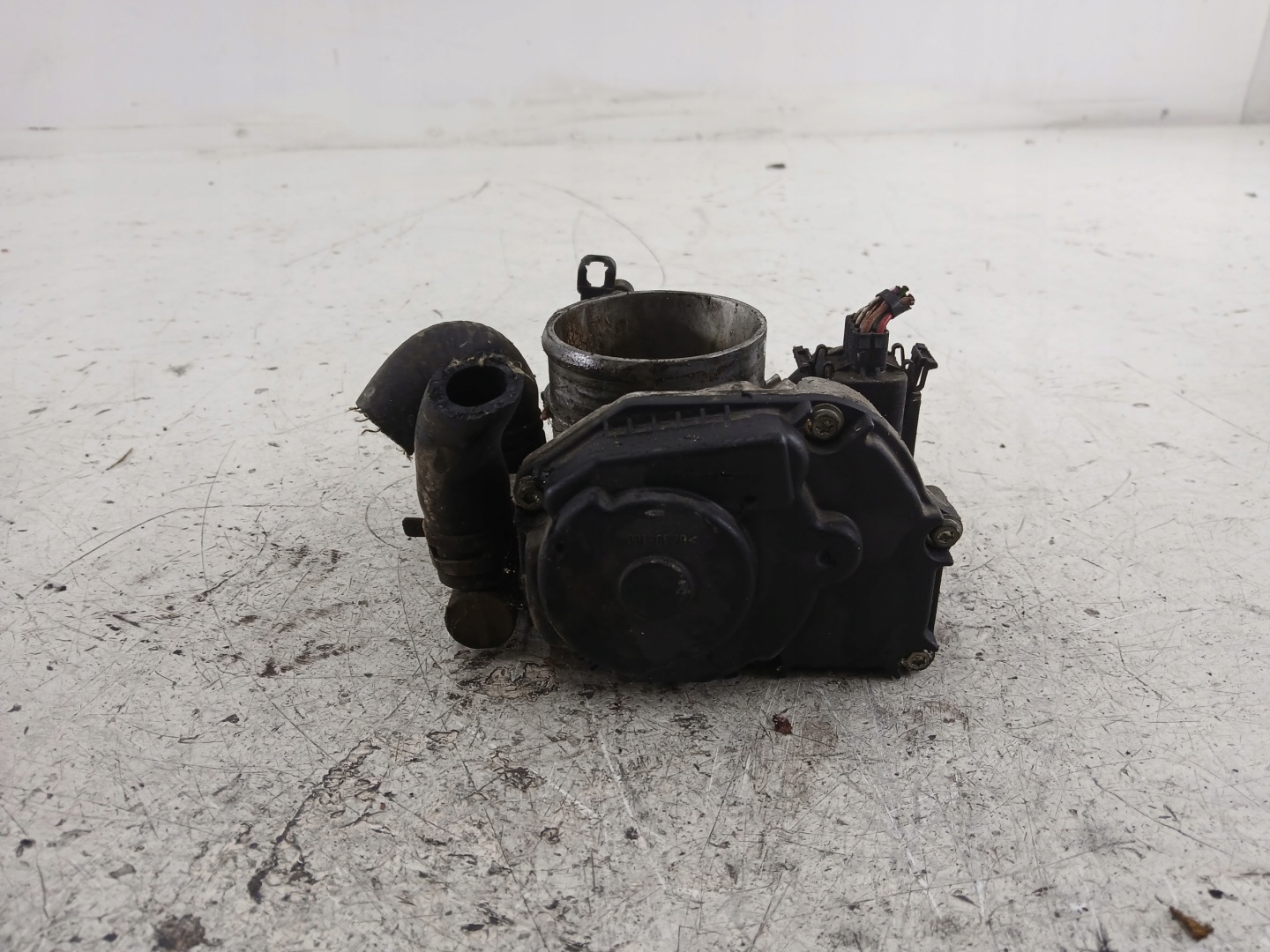 AUDI A4 B5 1.6 Valvola a farfalla 058133063H
