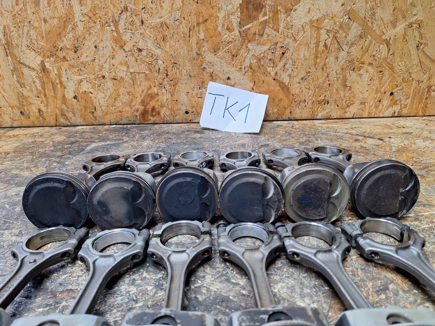 piston connecting rod KIA CEED VENGA ix20 i30 1.4 16V G4FA