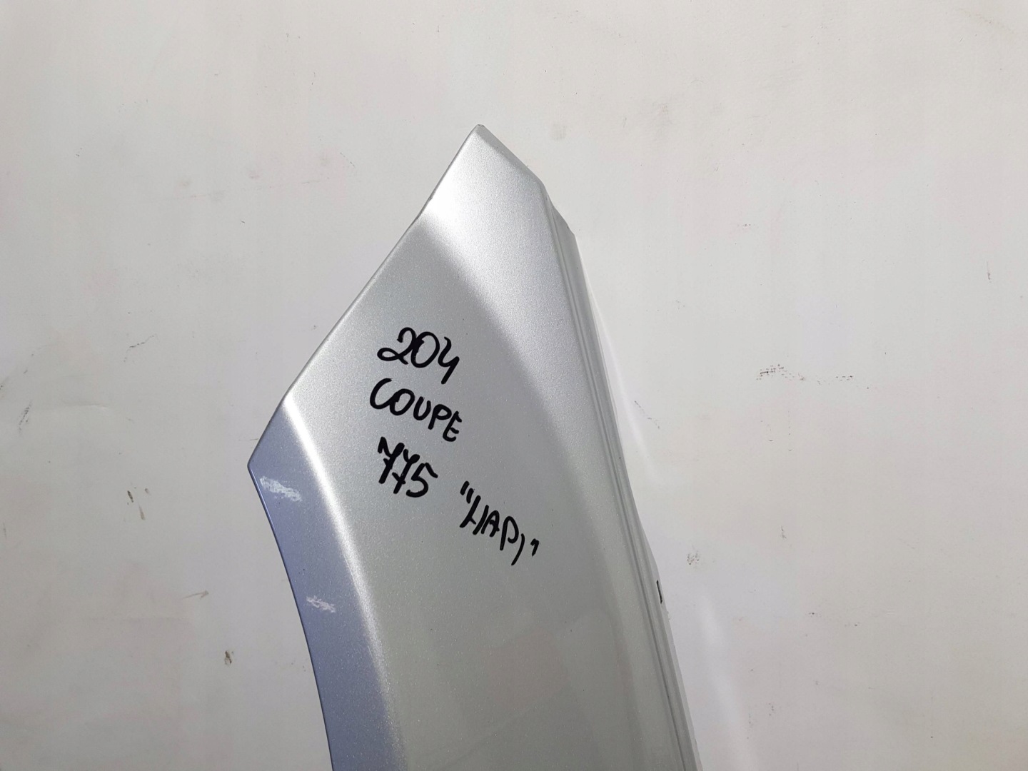 fender front left Mercedes C W204 775 c775